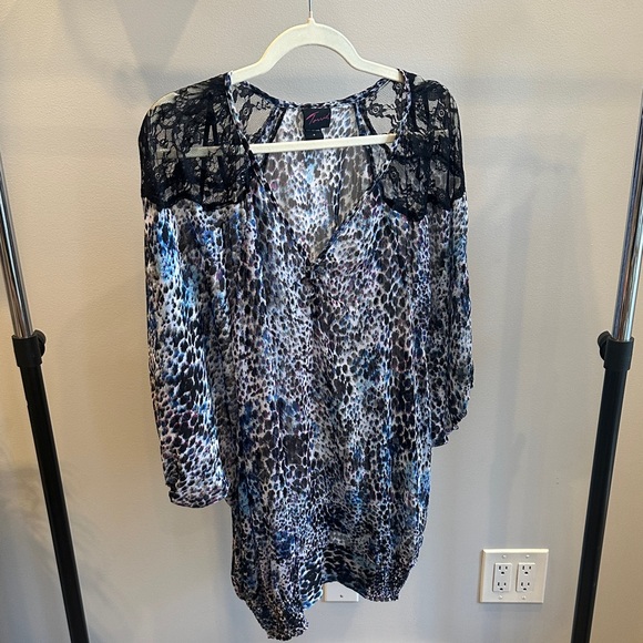 Torrid Leopard Print Blouse with Black Lace - Picture 1 of 5